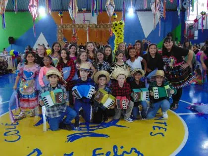 Arraiá do Colégio Porto 2025